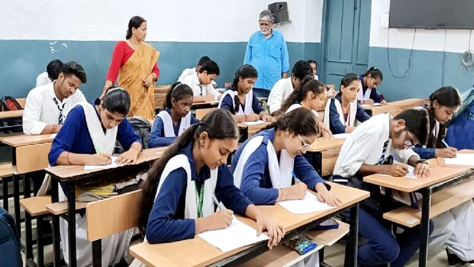 CBSE cracks down on 'Dummy Schools,' students not attending regular schools can't sit for class 12 exams
