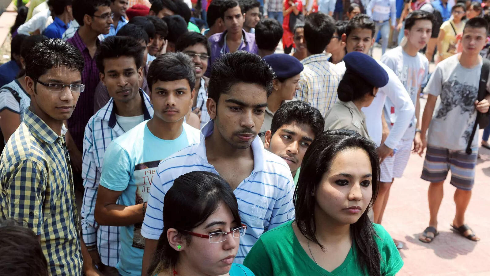 60% of premier engineering students lack job offers, highlighting gaps in campus hiring