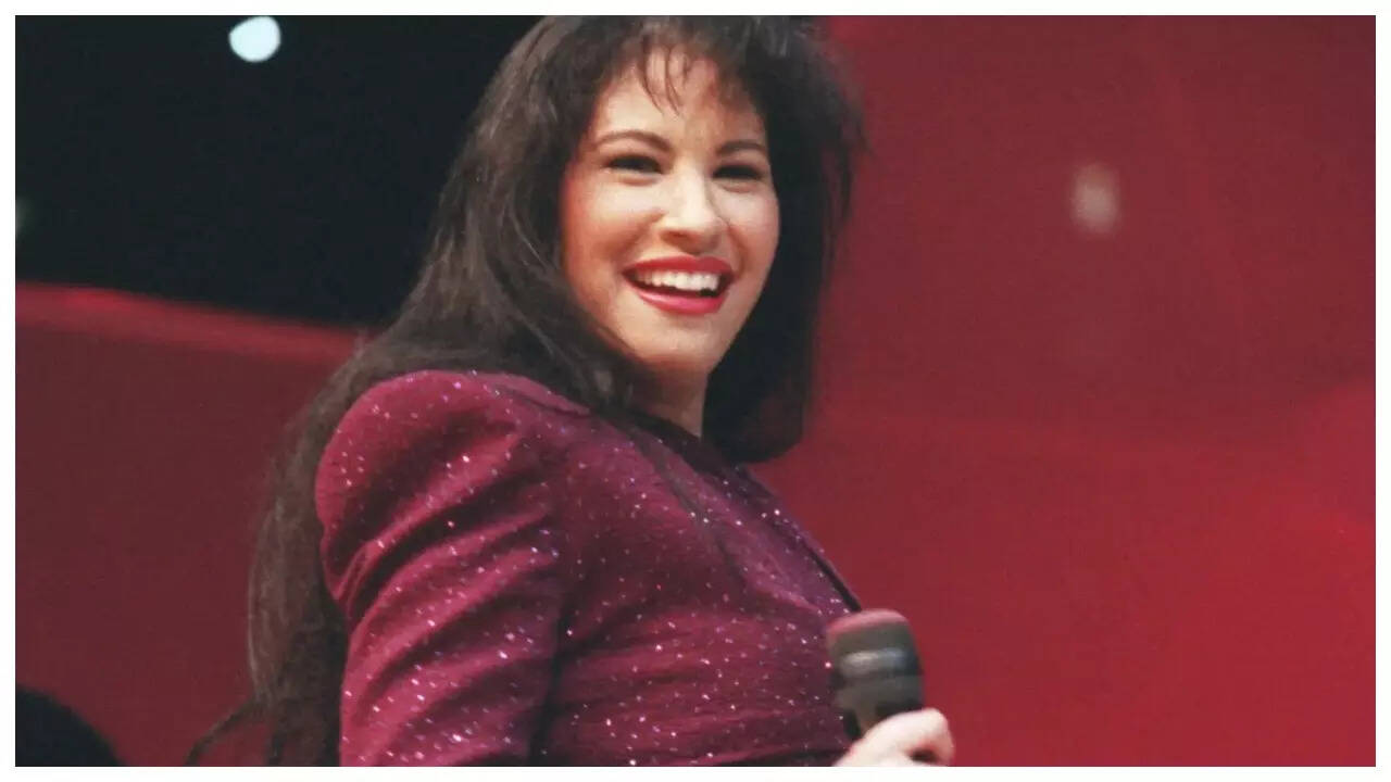 Selena's killer denied parole in life sentence