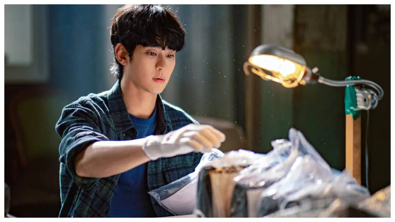 Kim Soo Hyun could face 180 BILLION fine - Deets inside