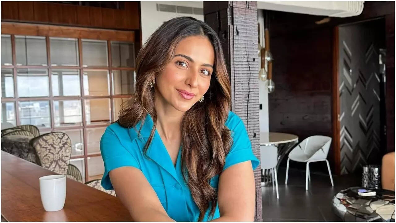 Rakul reveals her unwavering admiration for SRK