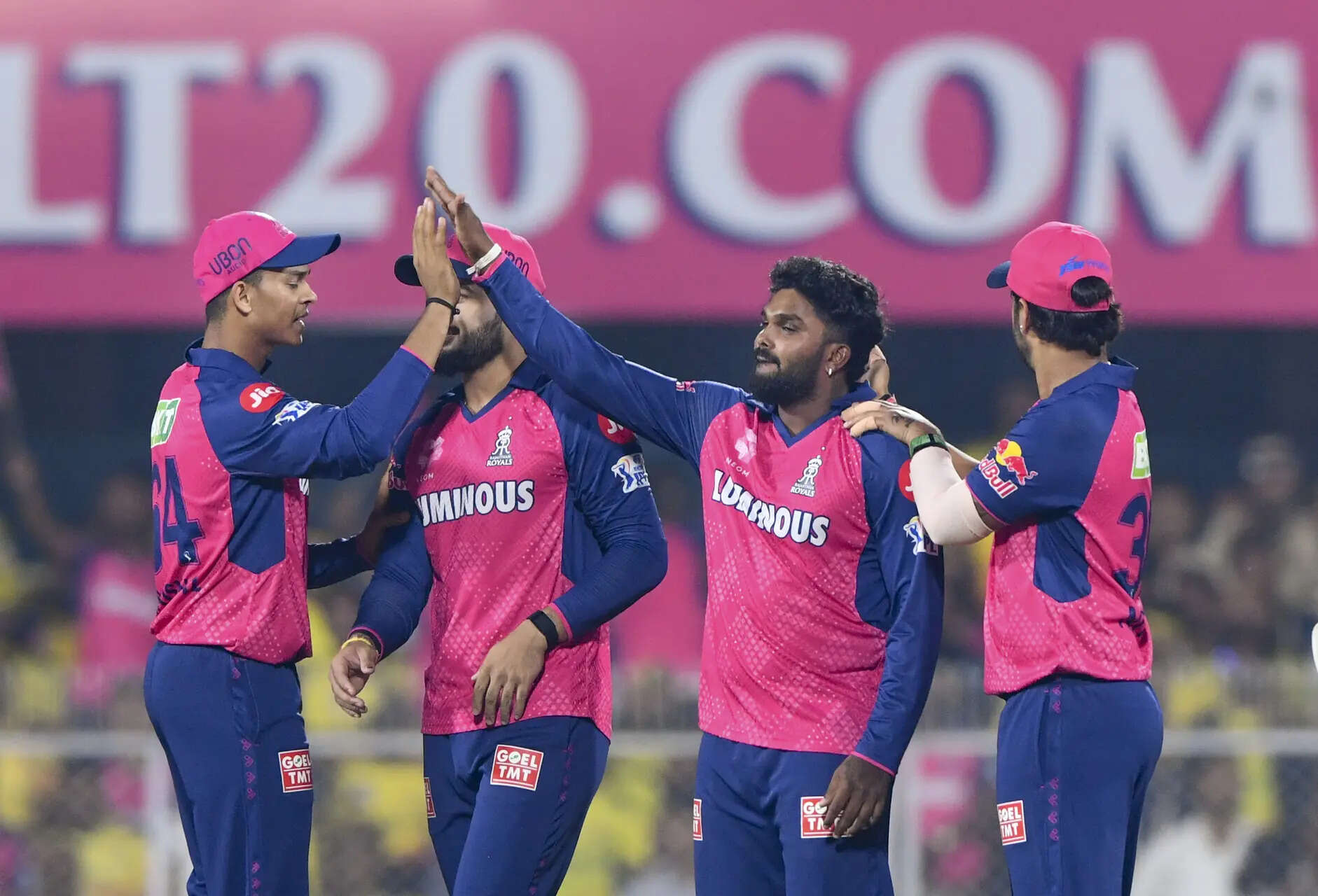 Who won yesterday's IPL match, RR vs CSK, DC vs SRH: Yesterday IPL match results