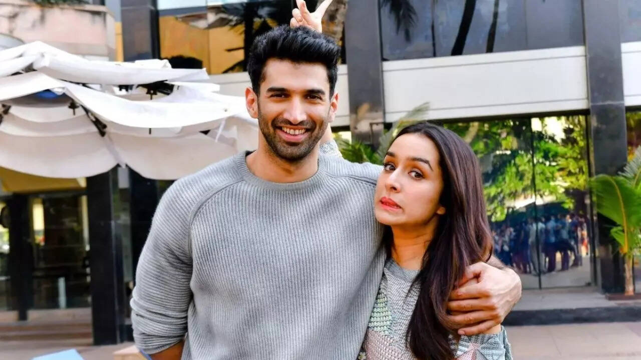 'Aashiqui 2' stars Shraddha-Aditya Roy Kapur to reunite?