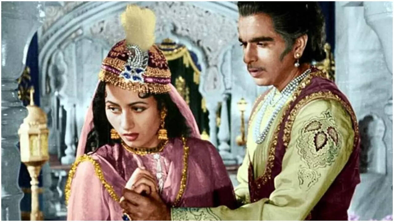 ‘Fans slept on roads for 'Mughal-E-Azam',' recalls Raza Murad