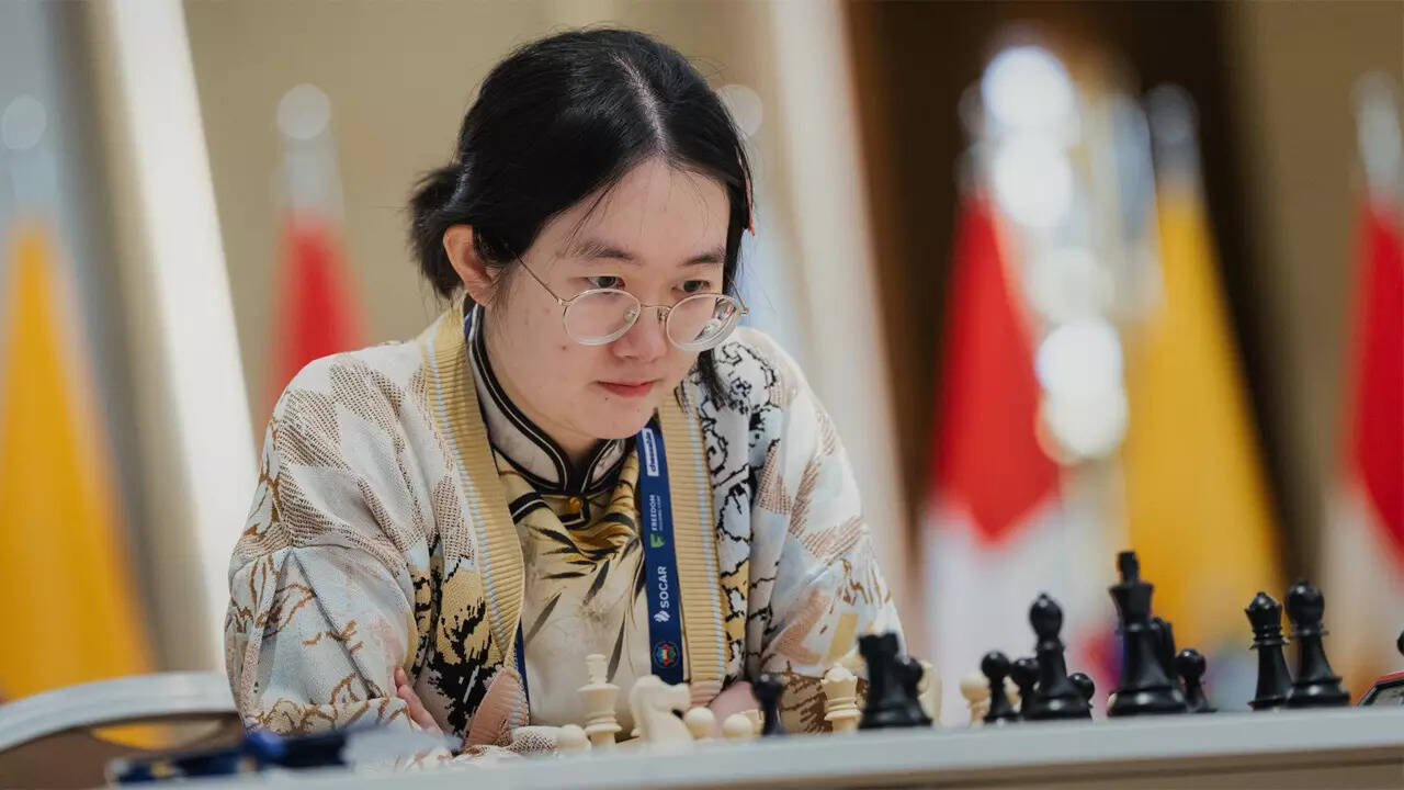 Tan Zhongyi leads World Chess C'ship after Ju Wenjun's endgame collapse