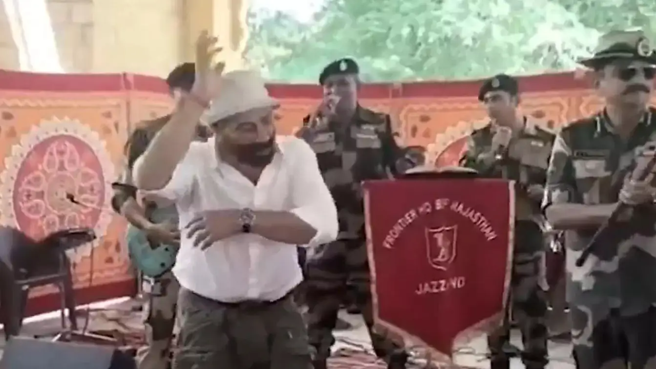 'Jaat’ star Sunny Deol dances with BSF Jawans