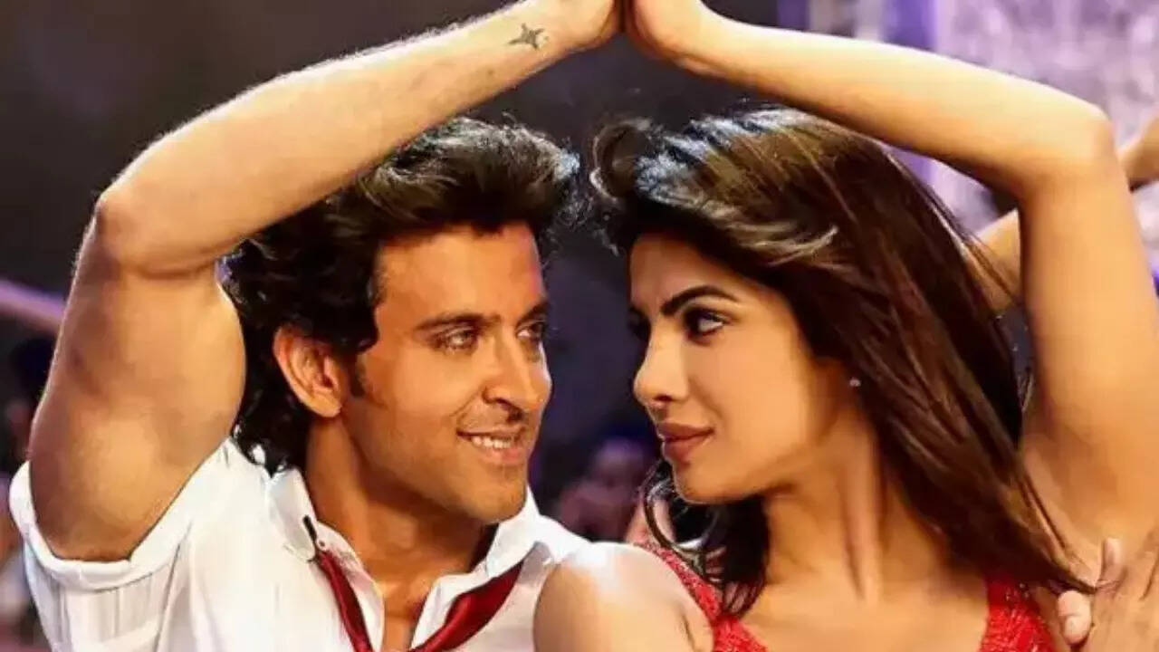 Hrithik meets Priyanka amidst Krrish 4 talks, fans excited