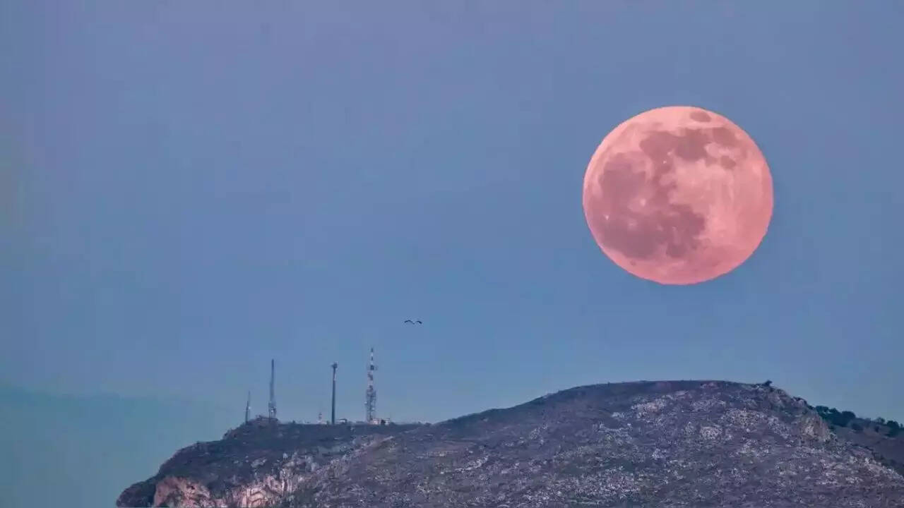 April Pink Moon 2025 will rise as a rare ‘micromoon’ on April 12 - will the full moon be visible in India