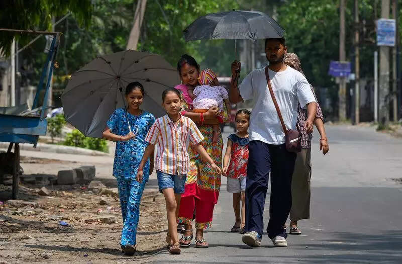 Mercury to cross 40°C this week, IMD sounds alert for heatwave in city