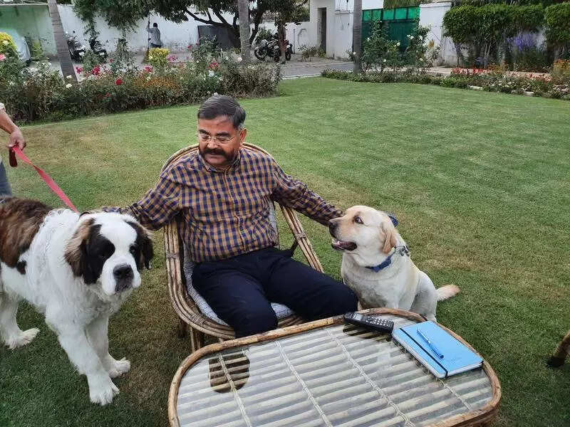Uttar Pradesh DGP Prashant Kumar lays to rest beloved pet companion