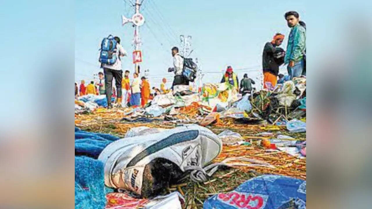 32-year-old Gujarat labourer struggles to prove his father died in Maha Kumbh stampede