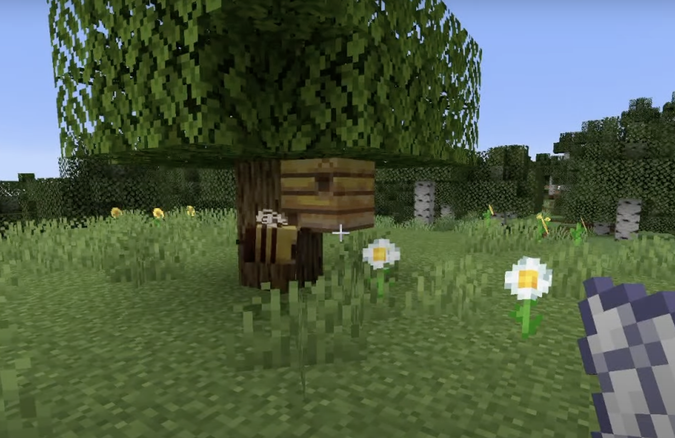 Java Beehive Recipe How to craft a Beehive in Minecraft | Esports News - Times of India