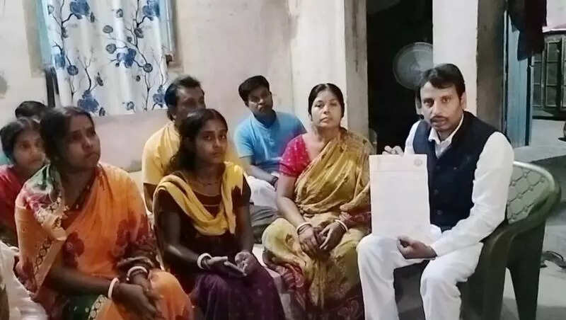 No one to help, cops came to pick up bodies later: Bengal clash victim