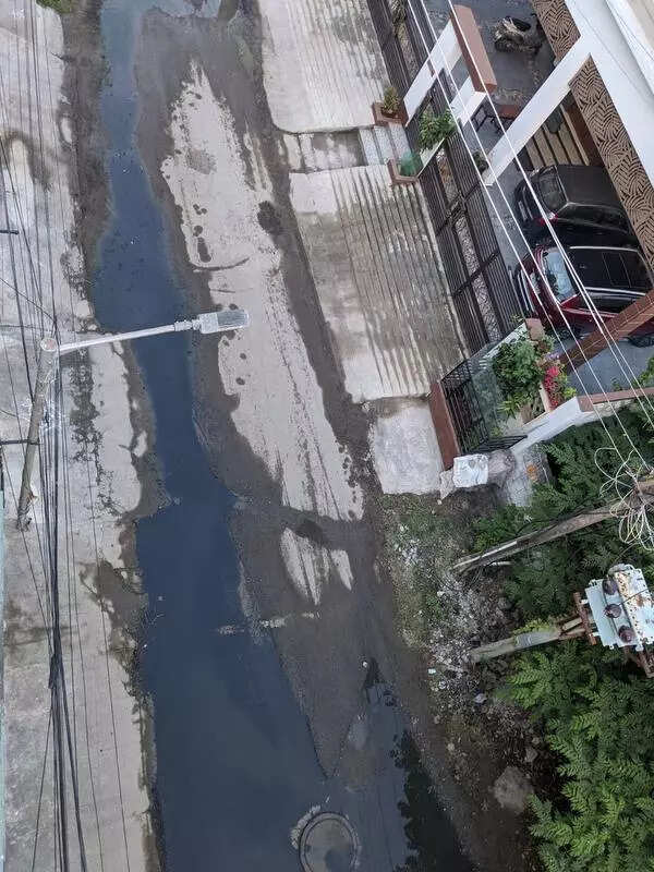 Madipakkam residents raise stink over sewage