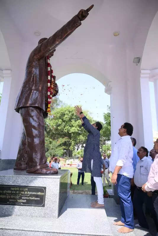 LU recalls Ambedkar’s thoughts on significance of education