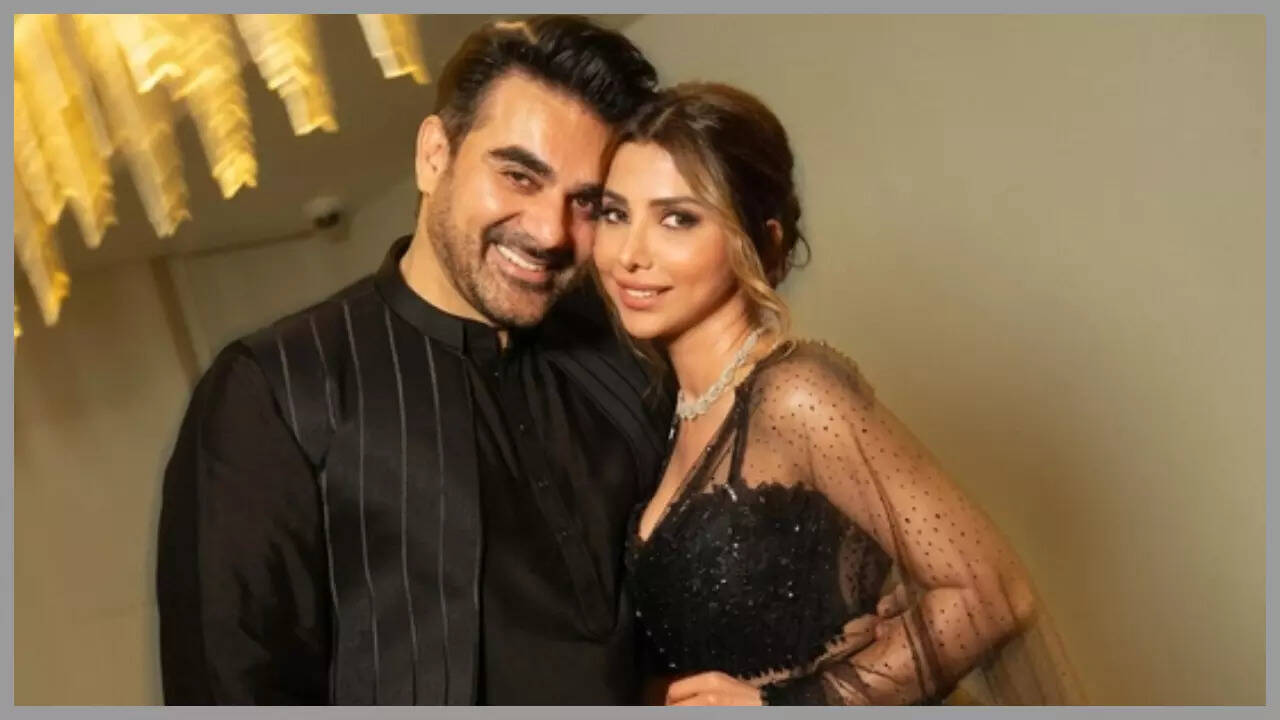 Sshura-Arbaaz spotted visiting maternity hospital