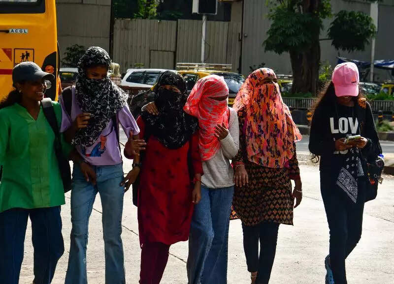 Mumbai reels under heat for 2nd day in row