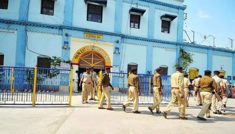 ‘Overcrowding, staff shortages plague Gujarat prisons’