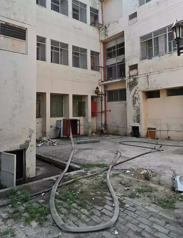 Safety norms missing at 3 govt hospitals in Lucknow, reveals reality check