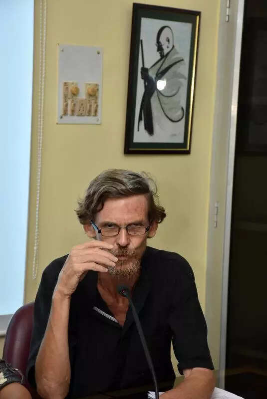 HC pulls up govt for delay in appointment of school teachers