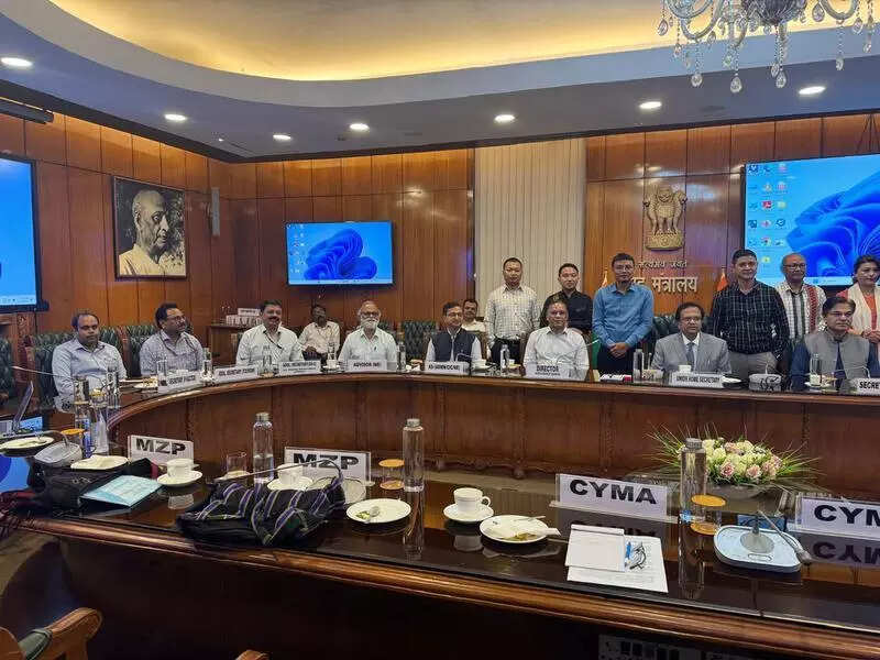 Mizo orgs oppose FMR in meet with Union home secy