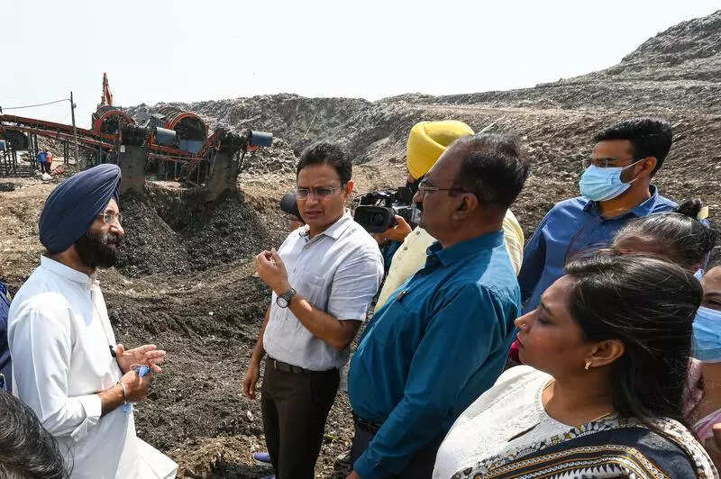 Sirsa: Ghazipur cleanup to hit 8,000MT daily mark in 3 mths