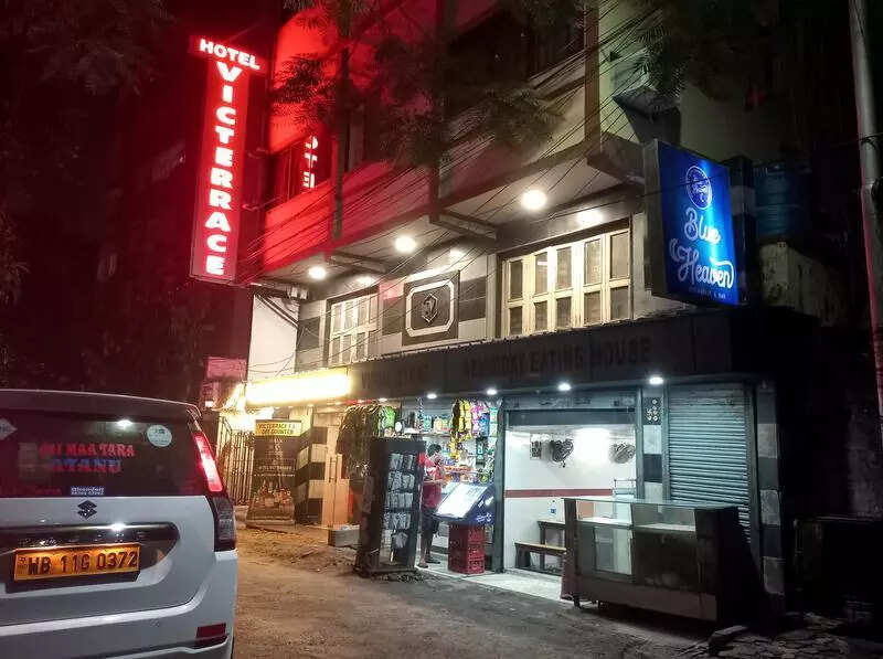 ‘Hyd cops’ pick up youth from city hotel; local police unaware, lodge kidnap FIR