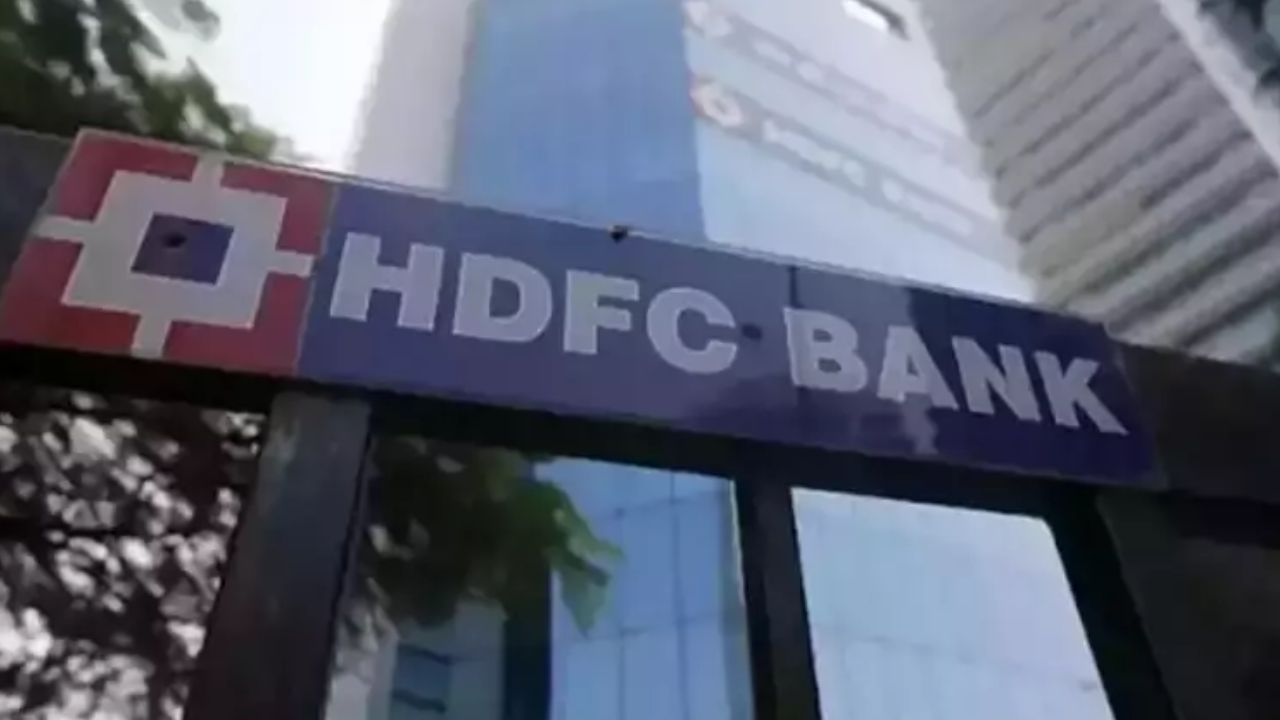 The Headlines – HDFC Bank announces Rs 22 dividend for FY25; record date set for June 27