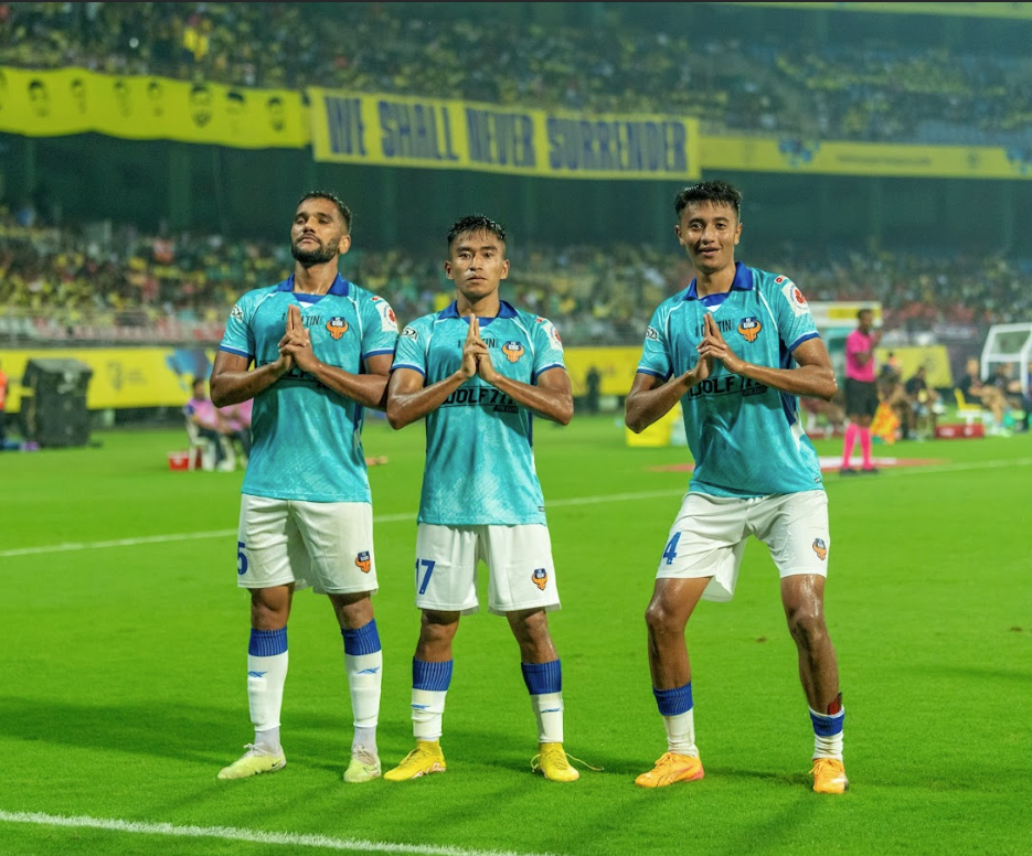 ‘Manolo is very demanding, observes every small detail’