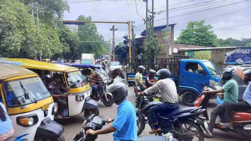Traffic curbs in city for flyover work on Lokhra road
