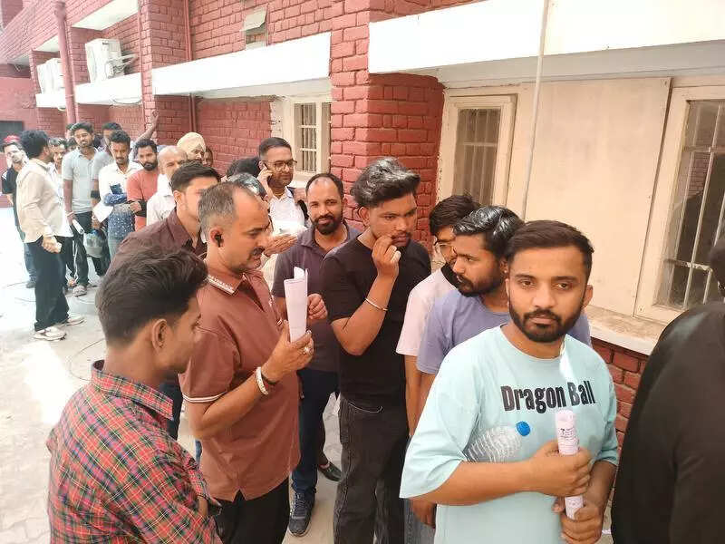 Hours of wait in heat: Paperwork an uphill task for Amarnath pilgrims