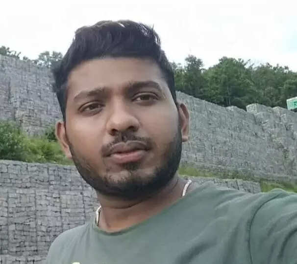 Boat with 25-year-old sinks after 6 hours in H’bag lake