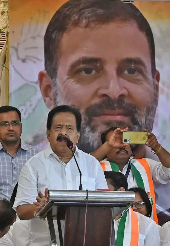 Maha worst hit by water issues due to graft: Congress