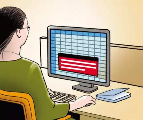 Woman impersonating bank staff defrauds Rs 1.5 lakh from a man in Thiruvananthapuram