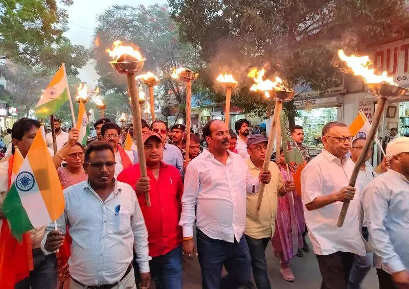 BJP's Hazaribag unit stages Aakrosh March against Kashmir terror attack