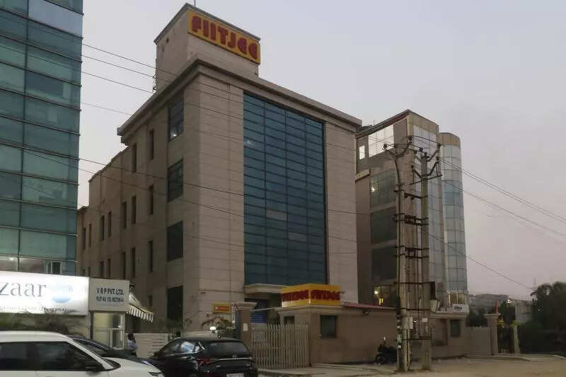 Money laundering: ED raids 8 spots linked to FIITJEE in NCR