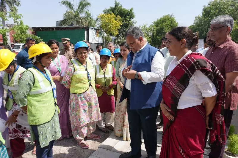 An all-women brick unit to end gender inequality in real estate