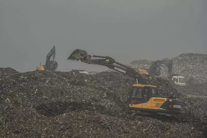 Biomining of legacy waste at Dhapa dumping ground to resume soon