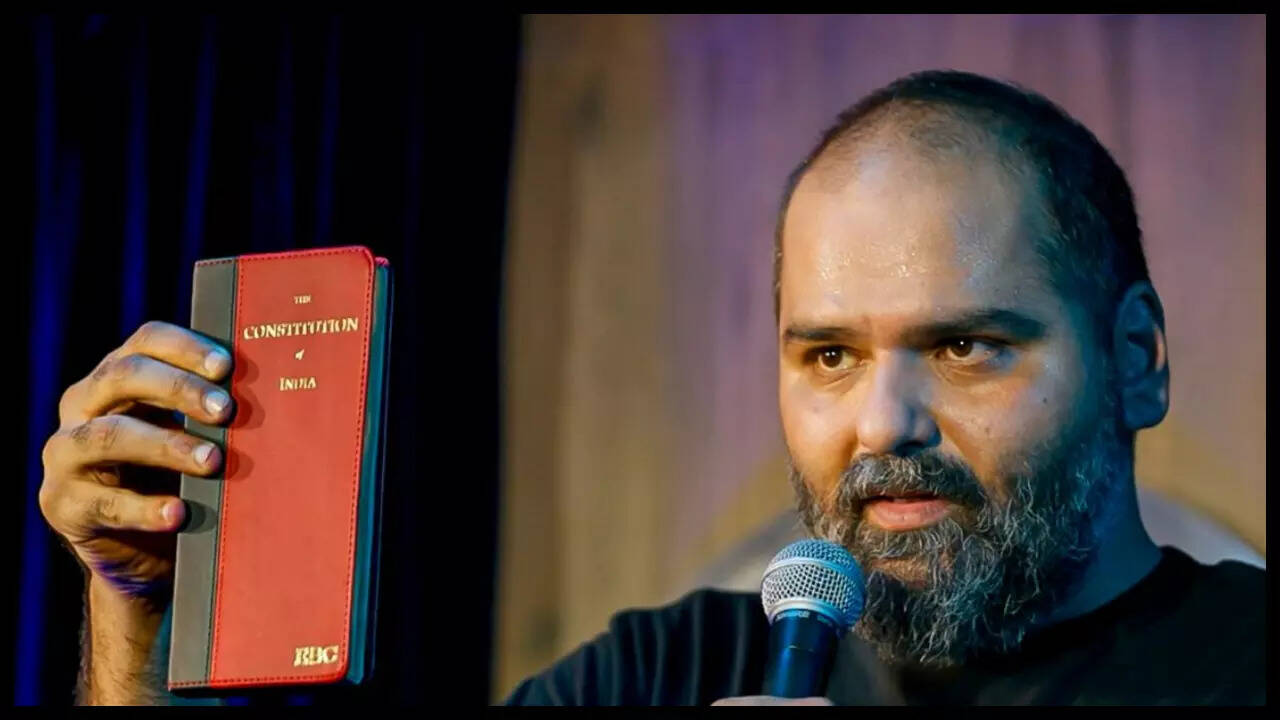 Bombay HC protects Kunal Kamra from arrest