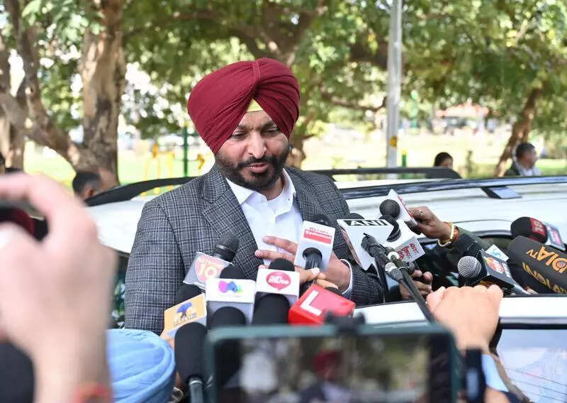 AAP misused bureaucracy for vested interests: Union minister of state for railways Ravneet Bittu