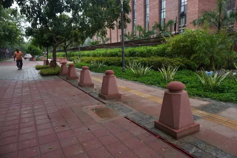 Govt Scraps Streetscaping Project To Focus On Repair