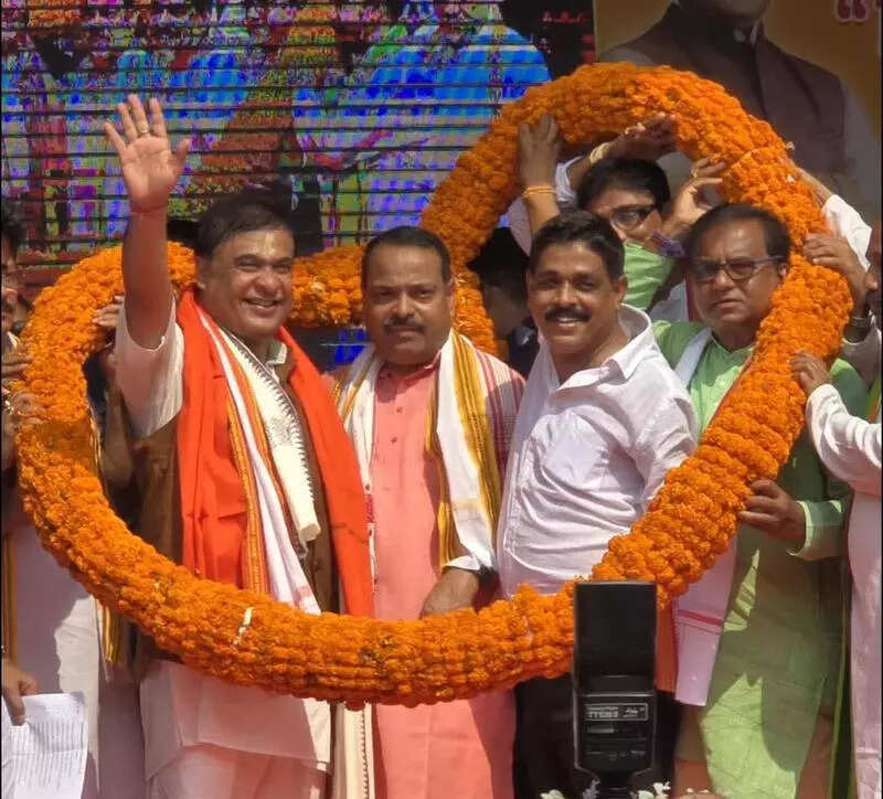 No communal clash in 10yrs of BJP rule: CM at poll rally