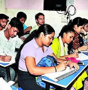 Over 9,000 apply for first round of college intake