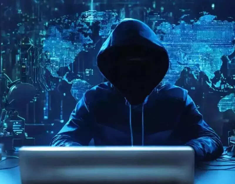 Cases of online fraud in Aliganj, Para