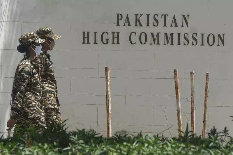 Intel Shares Lists Of Pak Citizens Present In Delhi