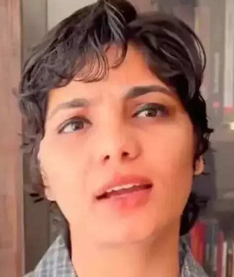 City police starts probe against singer booked for sedition