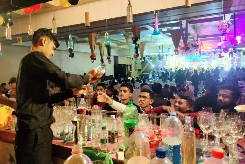 Excise department forms teams to inspect bars in city