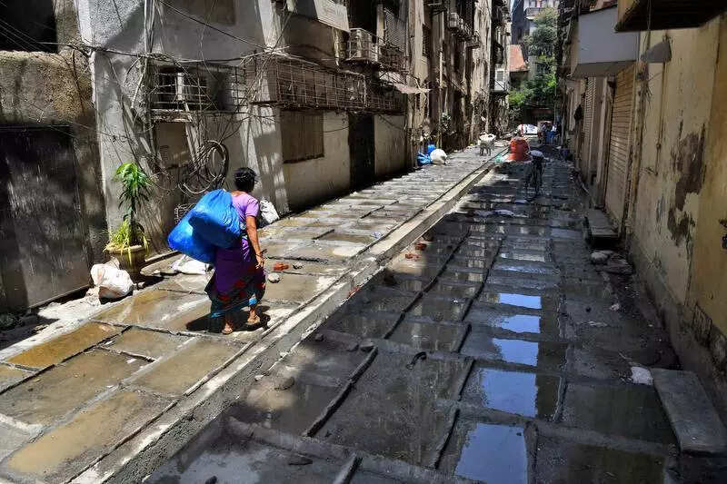 Use ultra-thin concrete layer on asphalt rds: BMC to engrs