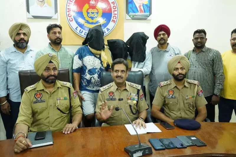 Kitchlu Nagar store robbery: 3 of 4 accused held