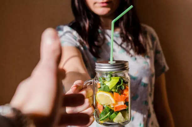 This powerful detox drink can help lose 5 kgs in 4 weeks